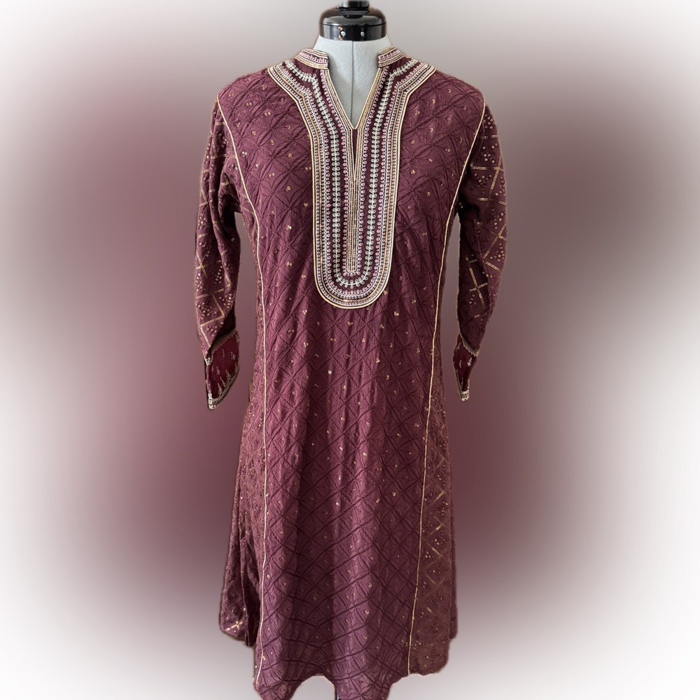 NWT Lakshita Maroon Embroidered Kurta